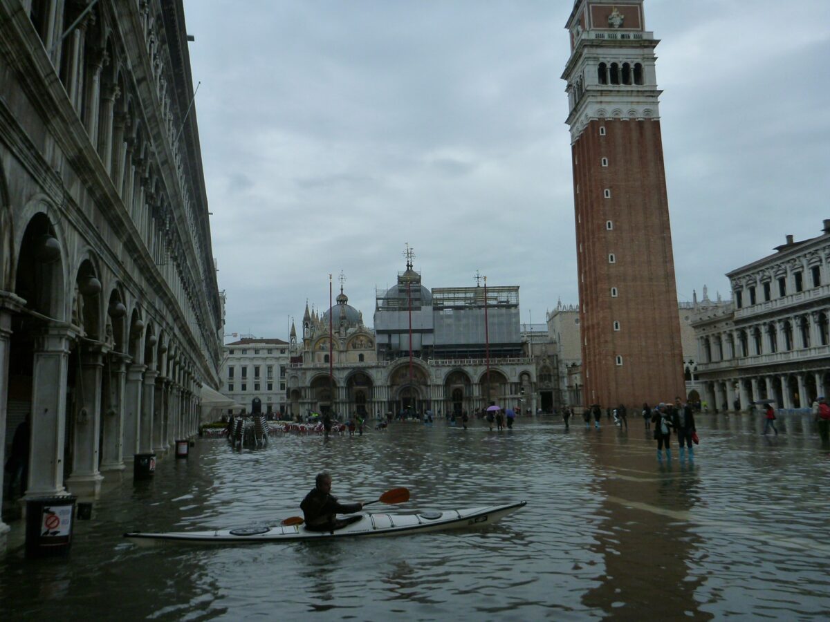 Piazza San Marco with one kayak