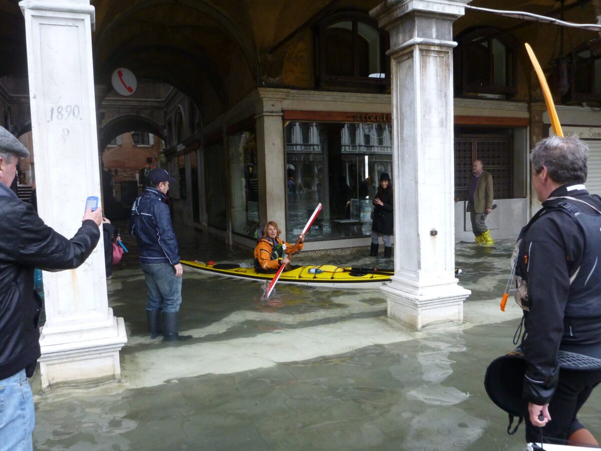 Piazza San Marco with another kayak arriving