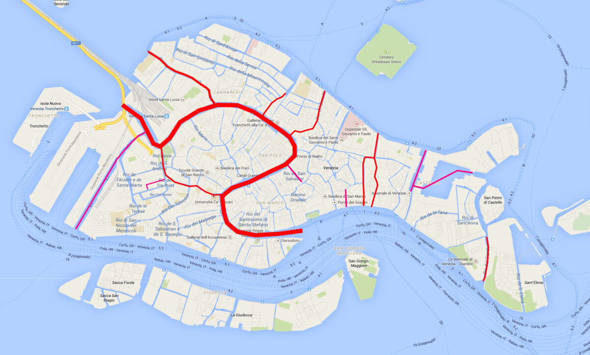 Venice restricted areas for kayaks etc.