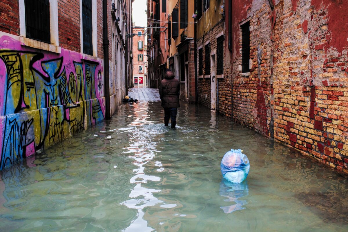 High tide in Venice - floating garbage