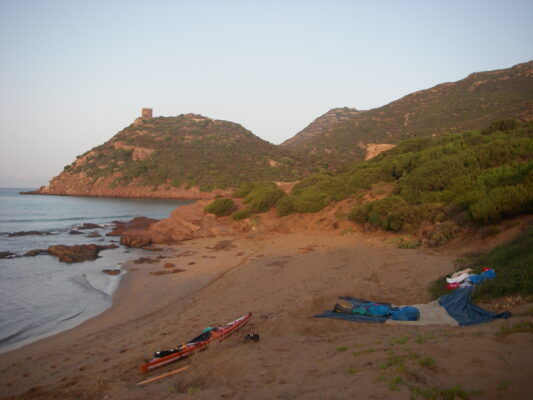 Camp in Porto Ferro with a Spanish watch tower